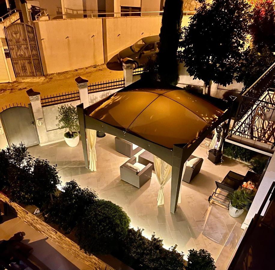 Holiday Home Barska Vila Екстериор снимка